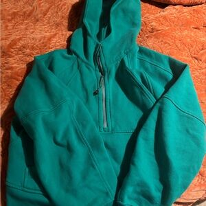 Lululemon scuba with hood